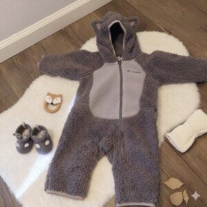NWOT Columbia Baby Bunting Snowsuit Onesie Size 3-6 months